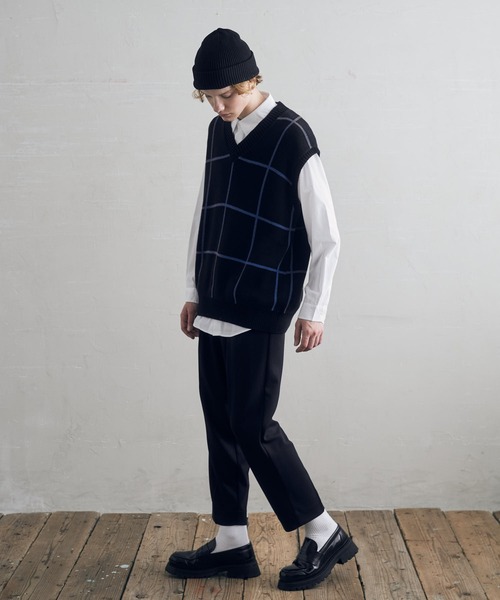 DOOPZ（ドープス）の「Vネックニットベスト（ベスト・メンズ・ブラック/ベージュ・SMALL/MEDIUM/LARGE）」の9枚目の写真