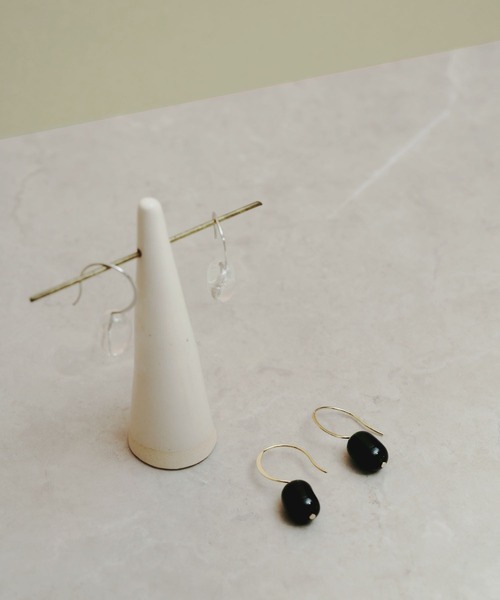 A part by（アパートバイ）の「ガラスピアス　168025（ピアス（両耳用）・レディース・グリーン/その他・FREE）」の4枚目の写真