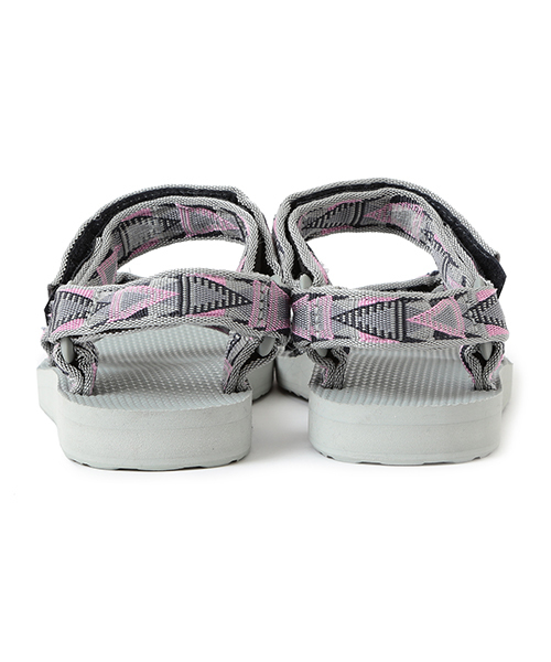 Teva（テバ）の「TEVA / ユニバーサル サンダル（サンダル・レディース・パープル/ピンク・5/7/6/8）」の5枚目の写真