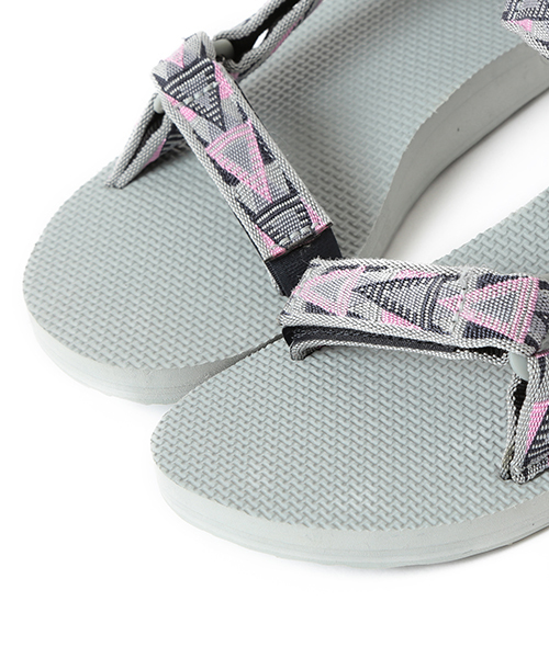 Teva（テバ）の「TEVA / ユニバーサル サンダル（サンダル・レディース・パープル/ピンク・5/7/6/8）」の11枚目の写真