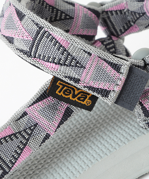 Teva（テバ）の「TEVA / ユニバーサル サンダル（サンダル・レディース・パープル/ピンク・5/7/6/8）」の12枚目の写真