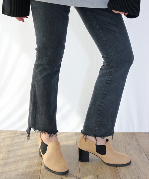 Fin（フィン）の「タンクソールサイドゴアブーティー【低反発スポンジ入り】（ブーツ・レディース・ブラック/ベージュ・22.5cm/23cm/23.5cm/24cm/24.5cm/25cm）」の14枚目の写真