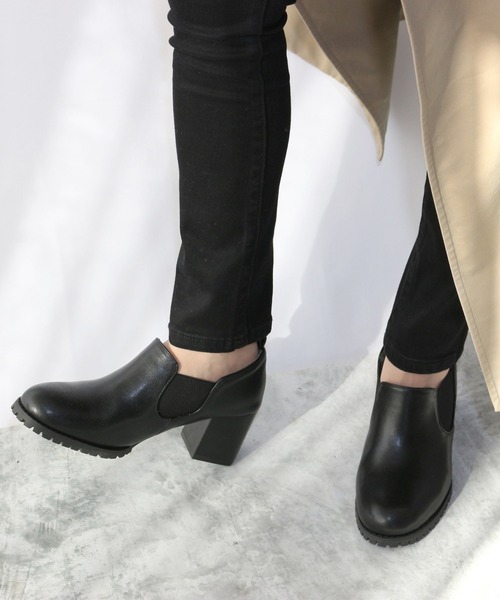 Fin（フィン）の「タンクソールサイドゴアブーティー【低反発スポンジ入り】（ブーツ・レディース・ブラック/ベージュ・22.5cm/23cm/23.5cm/24cm/24.5cm/25cm）」の20枚目の写真