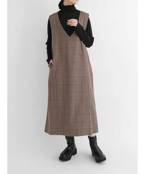 Samansa Mos2 blue(サマンサモスモスブルー)の「メロウタートルプルオーバー(Tシャツ/カットソー・レディース・ブラック/ライトベージュ/オフホワイト・LARGE/MEDIUM)」の5枚目の写真