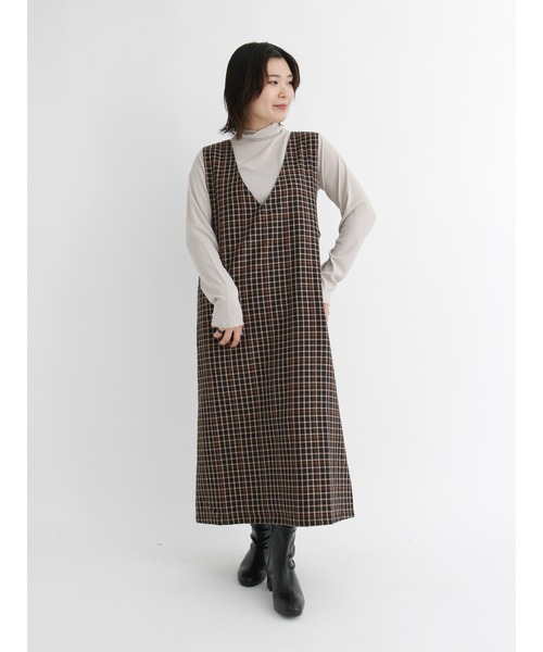 Samansa Mos2 blue(サマンサモスモスブルー)の「メロウタートルプルオーバー(Tシャツ/カットソー・レディース・ブラック/ライトベージュ/オフホワイト・LARGE/MEDIUM)」の16枚目の写真