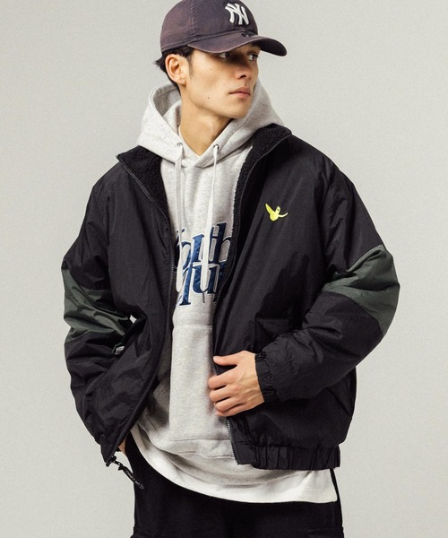 (What it isNt)ART BY MARKGONZALES(ワットイットイズント)の「Mark Gonzales オーバーサイズ リバーシブルスタンドカラーボアフリースジャケット(ブルゾン・メンズ・ベージュ/ブルー/グレー/オフホワイト/ブラック・M/L/XL)」の3枚目の写真