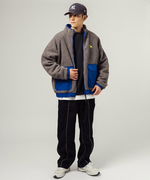 (What it isNt)ART BY MARKGONZALES(ワットイットイズント)の「Mark Gonzales オーバーサイズ リバーシブルスタンドカラーボアフリースジャケット(ブルゾン・メンズ・ベージュ/ブルー/グレー/オフホワイト/ブラック・M/L/XL)」の7枚目の写真