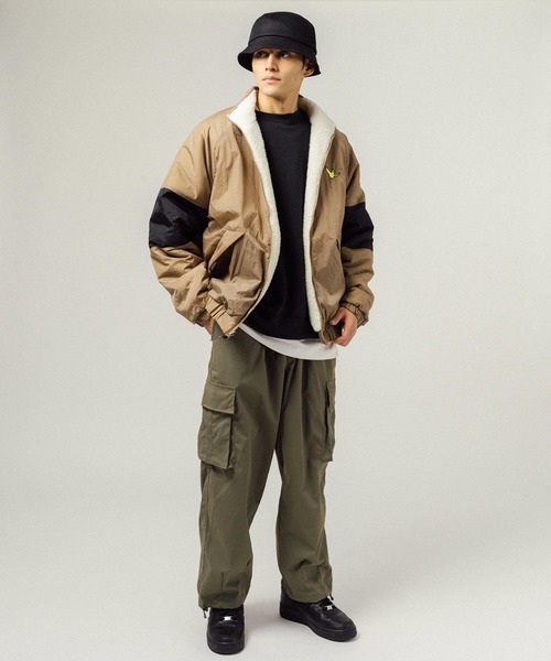 (What it isNt)ART BY MARKGONZALES(ワットイットイズント)の「Mark Gonzales オーバーサイズ リバーシブルスタンドカラーボアフリースジャケット(ブルゾン・メンズ・ベージュ/ブルー/グレー/オフホワイト/ブラック・M/L/XL)」の19枚目の写真