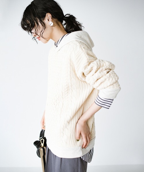 haco!(ハコ)の「かわいげもかっこよさも!スウェットとニットのいいとこどりケーブルニットパーカー YEAH RIGHT!! for haco!(パーカー・レディース・アイボリー・1/2)」の19枚目の写真