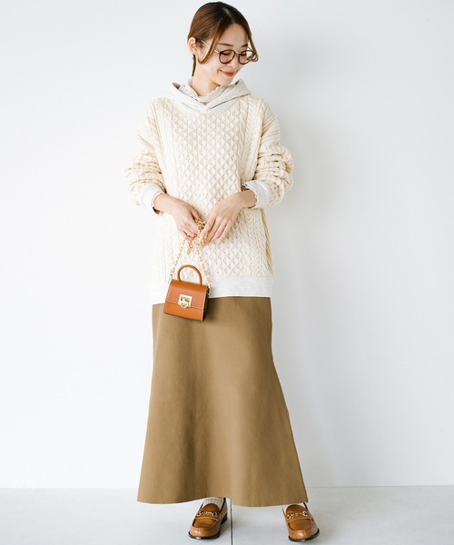 haco!(ハコ)の「かわいげもかっこよさも!スウェットとニットのいいとこどりケーブルニットパーカー YEAH RIGHT!! for haco!(パーカー・レディース・アイボリー・1/2)」の5枚目の写真