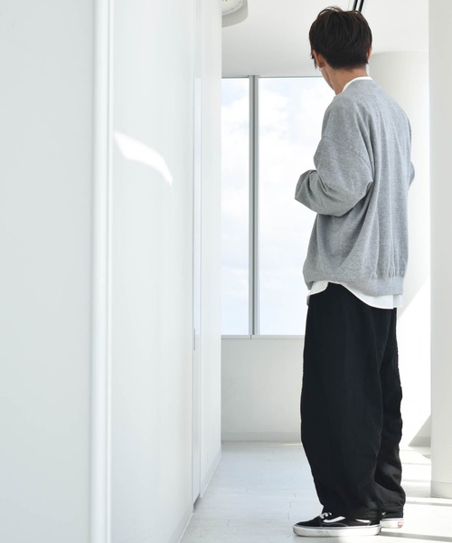 Anytime Songs（エニータイムソングス）の「裏起毛ルーズフィットクルーネック（スウェット・メンズ・ネイビー/杢グレー/アッシュ/グリーン/ブラック/オフホワイト・MEDIUM/X-LARGE/LARGE）」の15枚目の写真