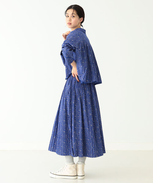 BEAMS BOY(ビームスボーイ)の「BEAMS BOY / プリント プリーツ シャツ(シャツ/ブラウス・レディース・ブラック/ブルー系その他3・ONE SIZE)」の11枚目の写真