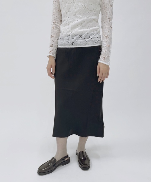 オリンピアルタン　スカート オランピア ル タン 2015年春夏コレクション - ステーショナリーが彩る