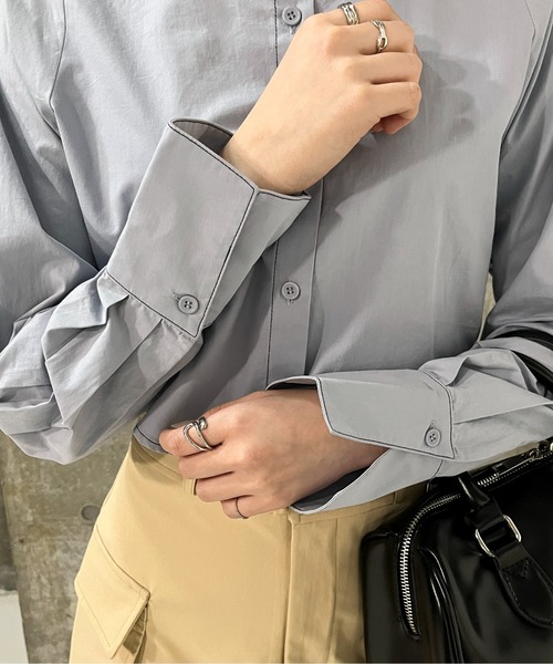 EPIMI E'PIMMY（エピミエピミー）の「配色ステッチクロップドシャツ（シャツ/ブラウス・レディース・ブラック/ブルー/オフホワイト・MEDIUM）」の21枚目の写真