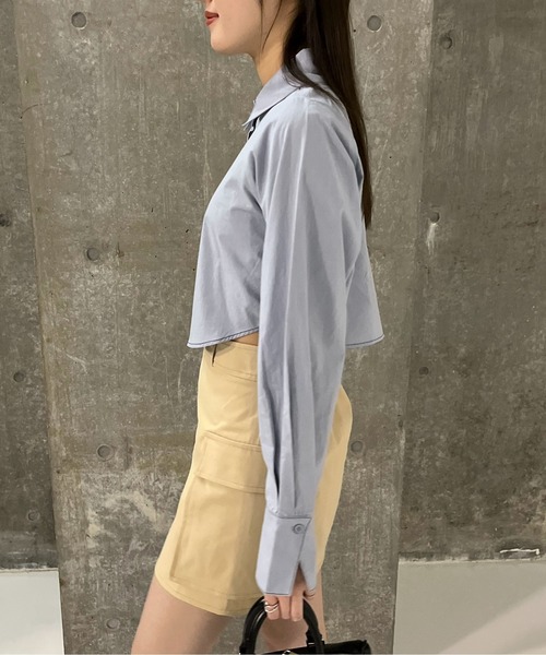 EPIMI E'PIMMY（エピミエピミー）の「配色ステッチクロップドシャツ（シャツ/ブラウス・レディース・ブラック/ブルー/オフホワイト・MEDIUM）」の19枚目の写真