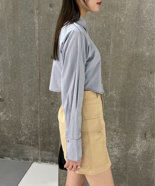 EPIMI E'PIMMY（エピミエピミー）の「配色ステッチクロップドシャツ（シャツ/ブラウス・レディース・ブラック/ブルー/オフホワイト・MEDIUM）」の20枚目の写真