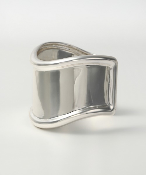 Nothing And Others(ナッシングアンドアザーズ)の「「Nothing And Others/ナッシングアンドアザーズ」Wave Bangle(バングル/リストバンド・レディース・シルバー・FREE)」の5枚目の写真