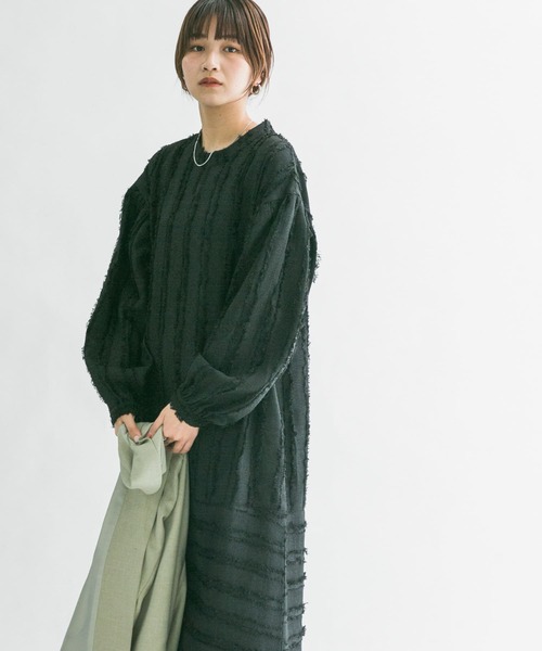 KBF（ケイビーエフ）の「フリンジジャガードワンピース（ワンピース・レディース・アイボリー/ブラック・ONE）」の8枚目の写真