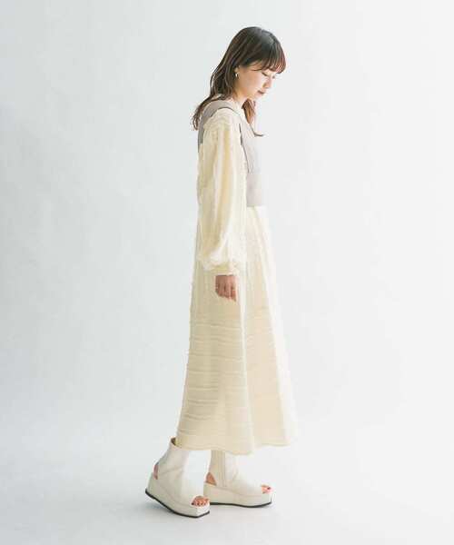 KBF（ケイビーエフ）の「フリンジジャガードワンピース（ワンピース・レディース・アイボリー/ブラック・ONE）」の17枚目の写真