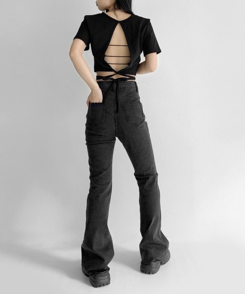 LVEU.(ラブユ.)の「【LVEU.】バックデザインカップ付きキャミソール(ブラトップ) / トップス インナー ブラトップ キャミソール カップ付 パット リブ ニット デザインブラ ブラック(キャミソール・レディース・ブラック/ホワイト/グレー・FREE)」の11枚目の写真