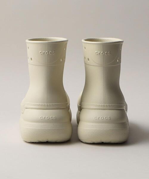 crocs（クロックス）の「【WEB限定】＜crocs＞ CLASSIC CRUSH BOOT（レインシューズ・レディース・オフホワイト/ブラック・22cm/23cm/24cm）」の6枚目の写真