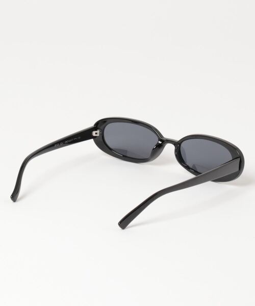 Peony（ピオニー）の「【Peony/ピオニー】/Y2Kオーバルフレームサングラス（サングラス・レディース・その他/クリア/ブラック/ベージュ・FREE）」の15枚目の写真