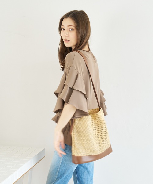 a:mure（アミュール）の「メッシュショルダーバッグ（ハンドバッグ・レディース・ブラック/ブラウン/ホワイト・FREE）」の5枚目の写真