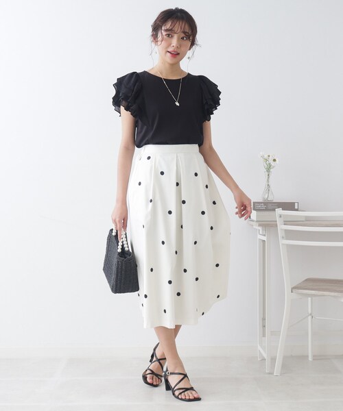 couture brooch（クチュールブローチ）の「◆【大人可愛い華盛りデザイン】シアーラッフルスリーブTシャツ（Tシャツ/カットソー・レディース・カーキ/オフホワイト/ブラック・36/38/40/42）」の17枚目の写真