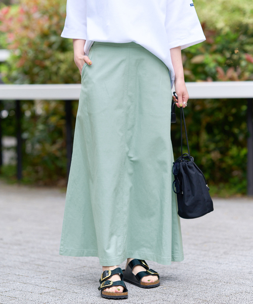 IENA（イエナ）の「コットンリネンセミフレアスカート（スカート・レディース・ネイビー/ライトグリーン/アイボリー・34/36/40/38）」の20枚目の写真