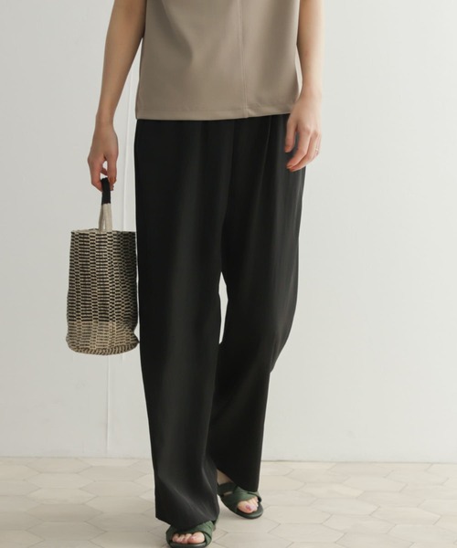 URBAN RESEARCH DOORS（アーバンリサーチドアーズ）の「ドライタッチリラックスパンツ（その他パンツ・レディース・モカ/ブラック/ネイビー・MEDIUM）」の6枚目の写真