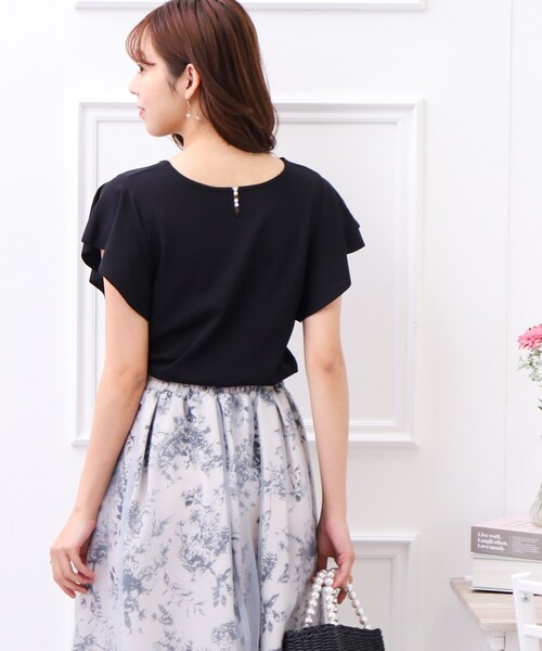 couture brooch(クチュールブローチ)の「◆【UV/アンチピリング/接触冷感】フリル袖はしごパール調ニットトップス(ニット/セーター・レディース・ブラック/ブラウン系/ピンク系・38/42)」の16枚目の写真