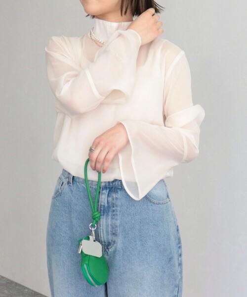 fredy emue(フレディエミュ)の「【オケージョン対応】フレアスリーブシアーブラウス(シャツ/ブラウス・レディース・ライトグレー/ブラック/キナリ・38)」の15枚目の写真