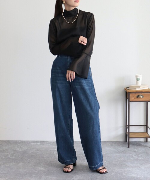 fredy emue(フレディエミュ)の「【オケージョン対応】フレアスリーブシアーブラウス(シャツ/ブラウス・レディース・ライトグレー/ブラック/キナリ・38)」の4枚目の写真