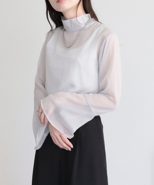 fredy emue(フレディエミュ)の「【オケージョン対応】フレアスリーブシアーブラウス(シャツ/ブラウス・レディース・ライトグレー/ブラック/キナリ・38)」の18枚目の写真