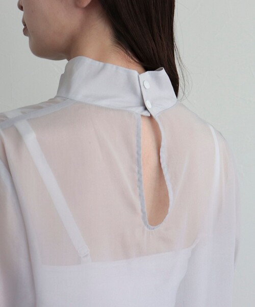 fredy emue(フレディエミュ)の「【オケージョン対応】フレアスリーブシアーブラウス(シャツ/ブラウス・レディース・ライトグレー/ブラック/キナリ・38)」の19枚目の写真