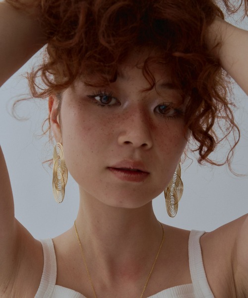 manana suerte（マニャーナスエルテ）の「スパイラルピアス（ピアス（両耳用）・レディース・シルバー/ゴールド・FREE）」の7枚目の写真