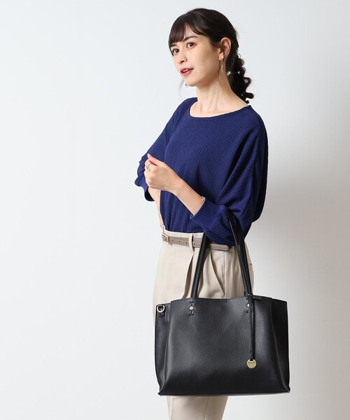 SHOO・LA・RUE（シューラルー）の「◆【軽量／2WAY／A4】ふわっと軽いトートバッグ（トートバッグ・レディース・サンドベージュ/ブラック/グレー・00）」の17枚目の写真