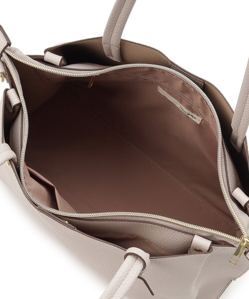 SHOO・LA・RUE（シューラルー）の「◆【軽量／2WAY／A4】ふわっと軽いトートバッグ（トートバッグ・レディース・サンドベージュ/ブラック/グレー・00）」の14枚目の写真