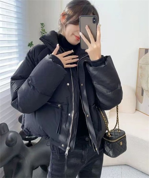 Ritzy(リッツィー)の「ショート丈 エコダウンジャケット(ダウンジャケット/コート・レディース・ブラック/ワイン/ベージュ/ホワイト・M/L/XL)」の2枚目の写真