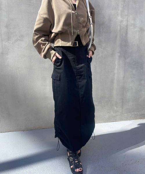 SPIGA（スピーガ）の「ﾍﾞﾙﾄ付ﾊﾞｯｸｽﾘｯﾄｶｰｺﾞﾛﾝｸﾞｽｶｰﾄ（スカート・レディース・カーキ/ブラック/グレー・FREE）」の6枚目の写真