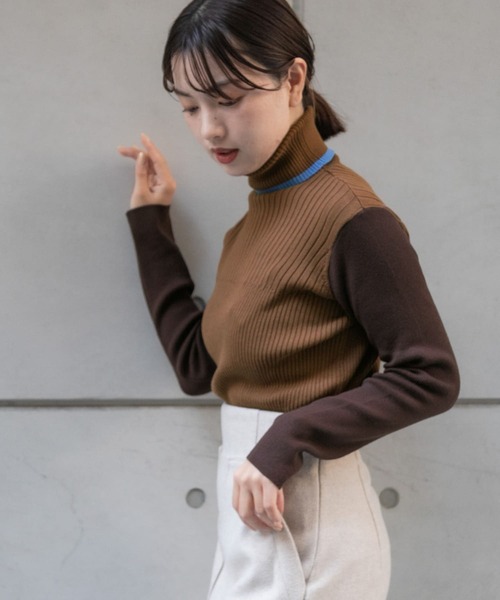 SENSE OF PLACE by URBAN RESEARCH(センスオブプレイスバイアーバンリサーチ)の「バイカラータートルコンパクトセーター(ニット/セーター・レディース・グレー/ブラック/アイボリー/ブラウン/ネイビー・ONE)」の11枚目の写真