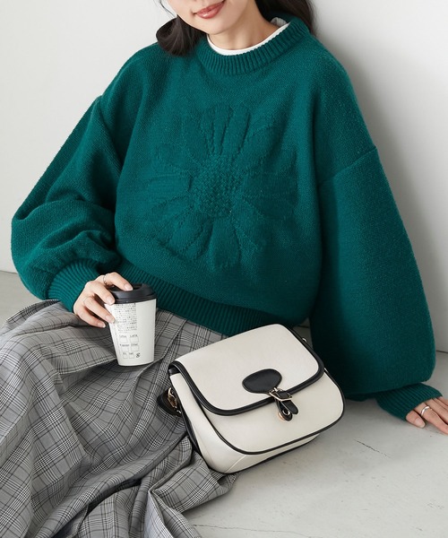 BONLECILL(ボンルシール)の「モヘアライク フラワージャガードニットプルオーバー(ニット/セーター・レディース・オレンジ/ネイビー/グリーン/アイボリー/ピンク・FREE)」の12枚目の写真
