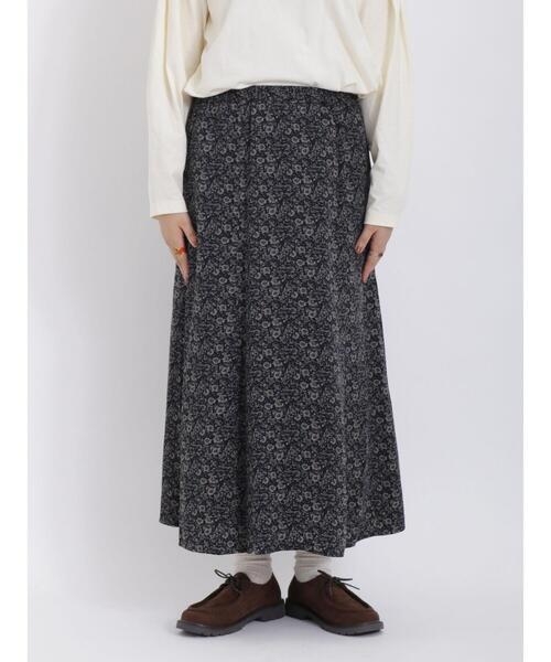 Samansa Mos2（サマンサ モスモス）の「【帯電防止】柄アソートスッキリストレートスカート（スカート・レディース・ブラック/レッド/ベージュ/ブルー・F）」の16枚目の写真