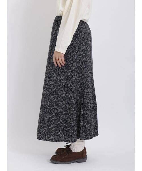 Samansa Mos2（サマンサ モスモス）の「【帯電防止】柄アソートスッキリストレートスカート（スカート・レディース・ブラック/レッド/ベージュ/ブルー・F）」の17枚目の写真