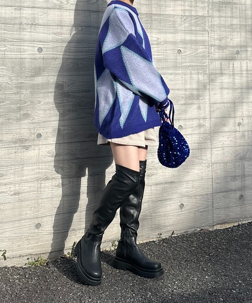 mi via loca（ミヴィアロカ）の「ダブルジャガード ダイヤ柄 ニット（ニット/セーター・レディース・パープル/オレンジ・FREE）」の10枚目の写真