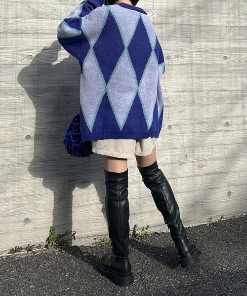 mi via loca（ミヴィアロカ）の「ダブルジャガード ダイヤ柄 ニット（ニット/セーター・レディース・パープル/オレンジ・FREE）」の12枚目の写真