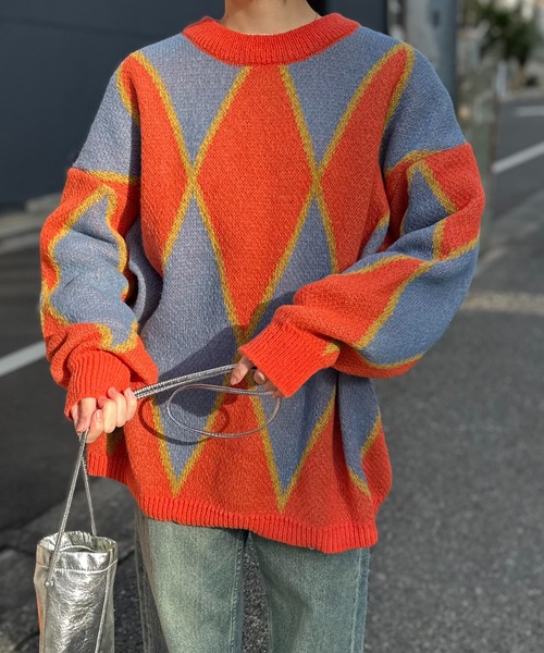 mi via loca（ミヴィアロカ）の「ダブルジャガード ダイヤ柄 ニット（ニット/セーター・レディース・パープル/オレンジ・FREE）」の14枚目の写真