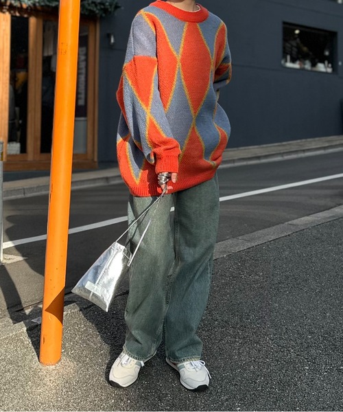 mi via loca（ミヴィアロカ）の「ダブルジャガード ダイヤ柄 ニット（ニット/セーター・レディース・パープル/オレンジ・FREE）」の17枚目の写真