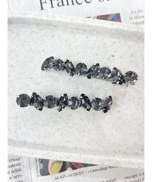 EATME（イートミー）の「ビジューヘアクリップSET（バレッタ/ヘアクリップ・レディース・ブラック・FREE）」の7枚目の写真