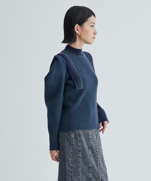 UNITED TOKYO（ユナイテッドトウキョウ）の「コクーンショルダーニット｜防シワ（ニット/セーター・レディース・ブラック/インディゴブルー・FREE）」の15枚目の写真
